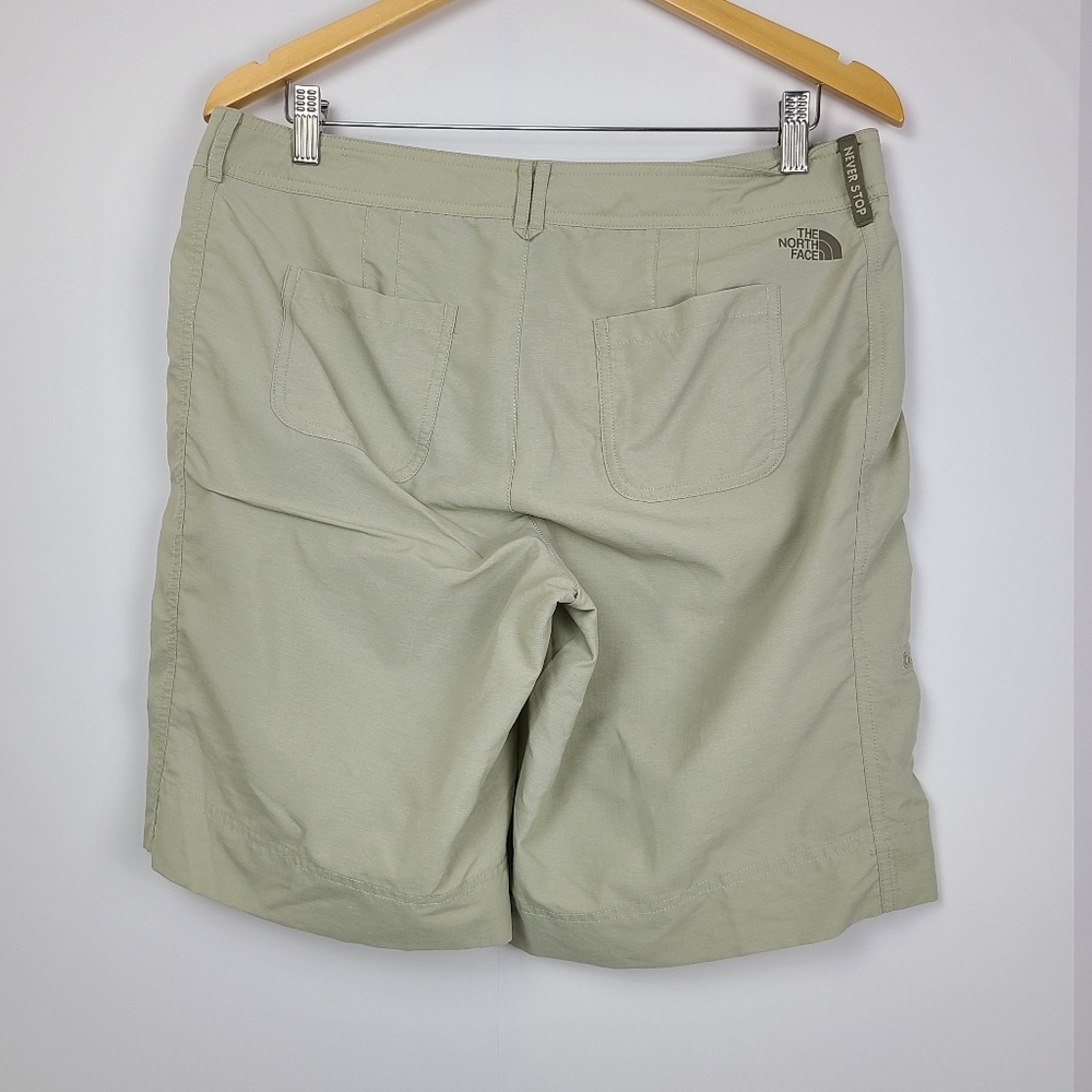 The North Face women's cream lightweight Convertible hem hiking shorts Sz 8 - Picture 2 of 10